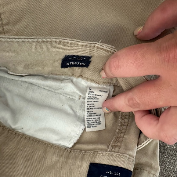 American Eagle Outfitters Denim - pair of women’s American Eagle Khakis